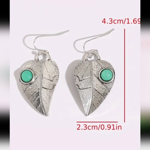 Silver Leaf Bohemian Earrings Simulated Emerald Gems - Picture 4 of 4